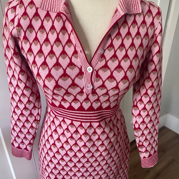 M sweater dress red pink gold hearts a-line fitted tapered feminine small ? - Picture 2 of 10